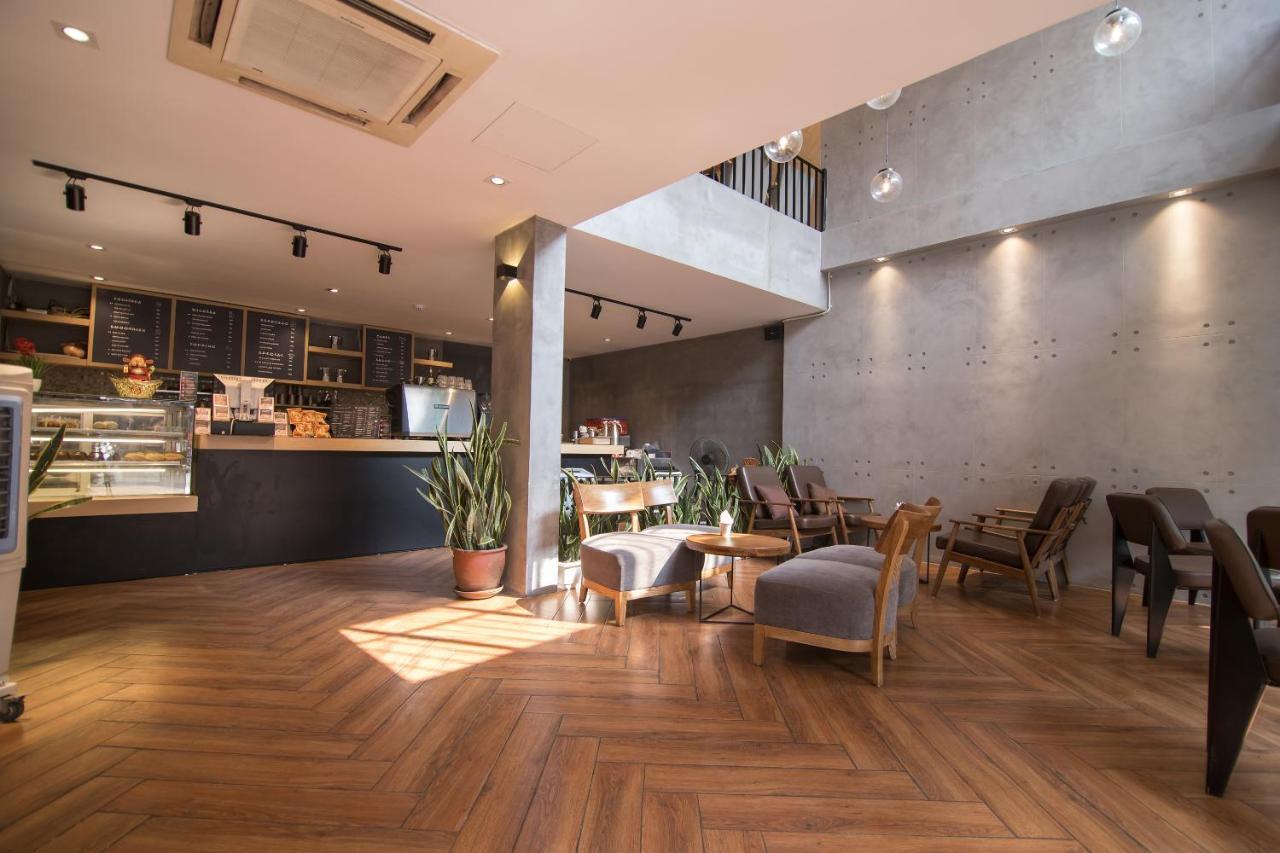 Reddoorz @ Tong Duy Tan Street (Adults Only) Vandrerhjem Hanoi Eksteriør bilde